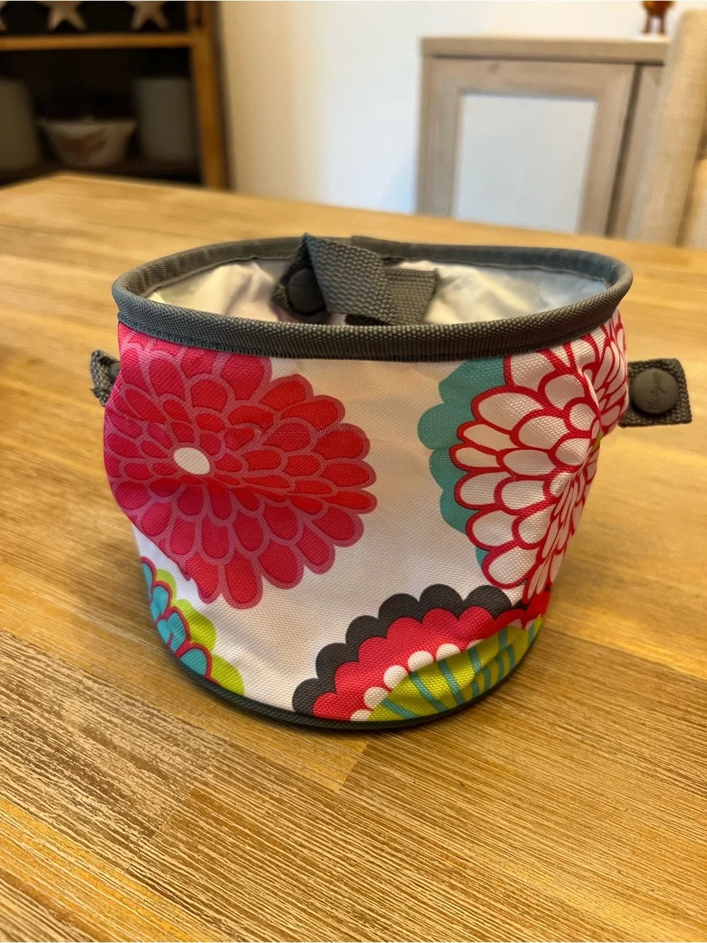 Thirty-one Pink and Floral snap bins set of 5